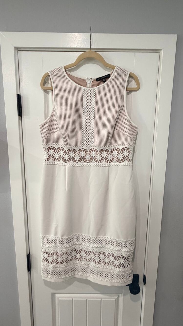 Saks Fifth Avenue Dress Womens Sz 12 Ivory Lace Mesh Sleeveless Sheath Blush